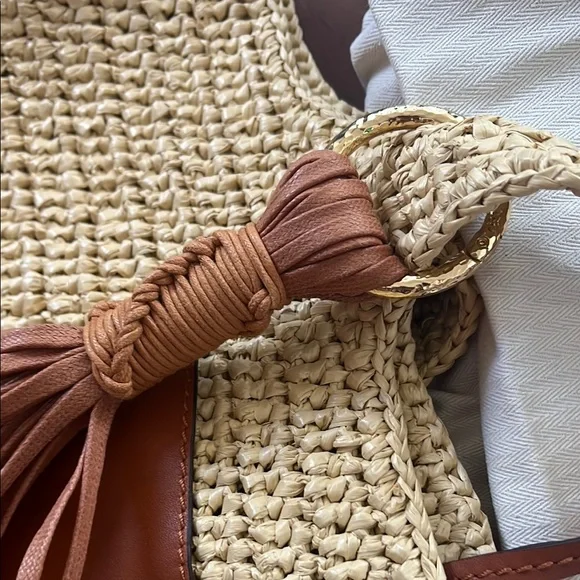 NEW Ulla Johnson Kamari Raffia and Leather Tassel Tote - Picture 4 of 6